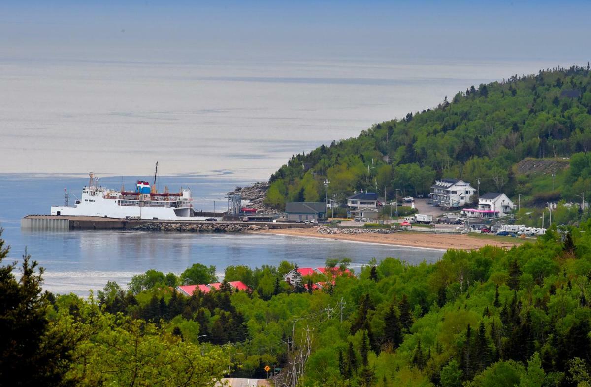 Auberge Sur Mer Charlevoix Saint-Siméon Eksteriør bilde
